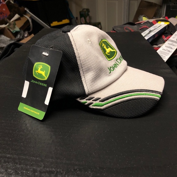 John Deere adjustable mesh hat - Picture 3 of 3